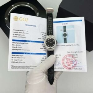dong ho hublot classic fusion titanium rep 11 mau den dinh kim cuong moissanite 33mm 7 600x600 1.jpg