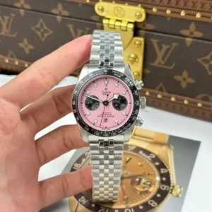 dong ho nam tudor replica 11 black bay chronograph mat hong xuong tw 41mm.webp