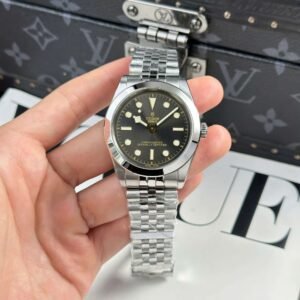 dong ho tudor black bay m79660 replica 11 nam day jubilee nha may kr 39mm 2.jpg